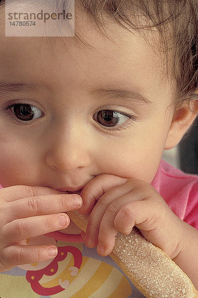 ESSEN VON KINDERN