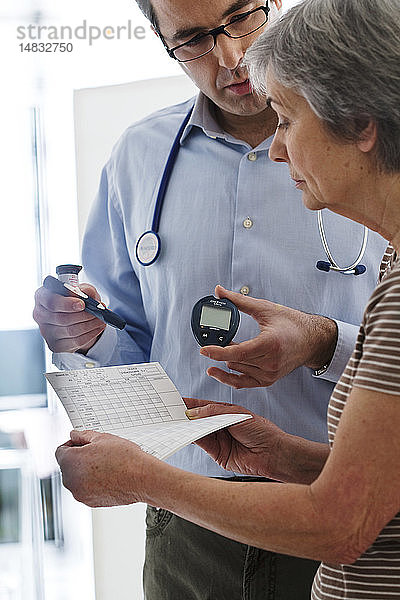 BERATUNG FÜR ÄLTERE MENSCHEN MIT DIABETES.