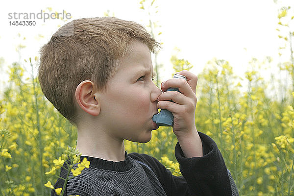 ASTHMA-BEHANDLUNG  KIND