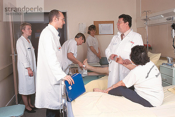 HOSPITAL TEAM