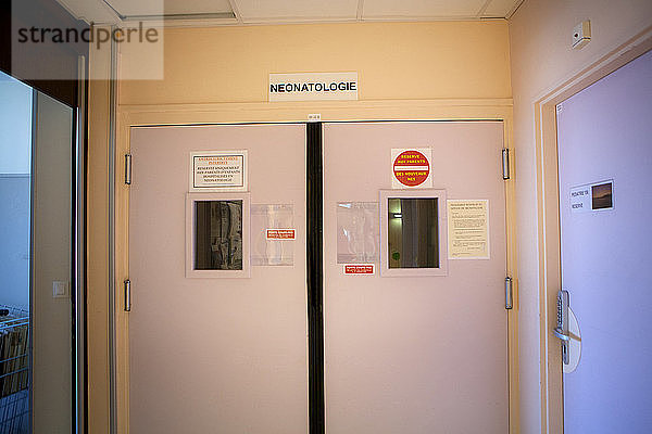 Reportage aus der Neonatologie der Stufe 2 in einem Krankenhaus in Haute-Savoie  Frankreich.