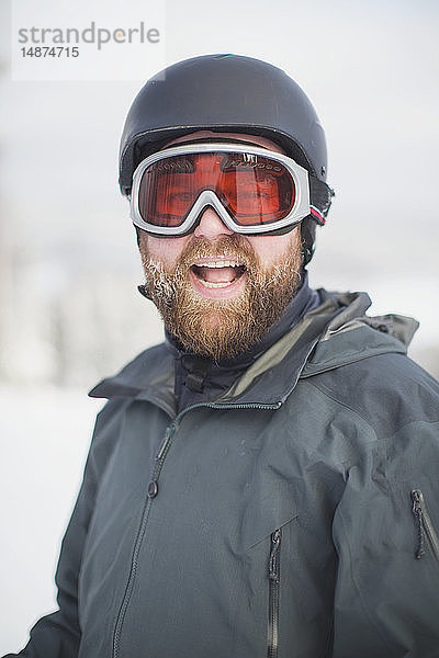 Porträt eines Skifahrers