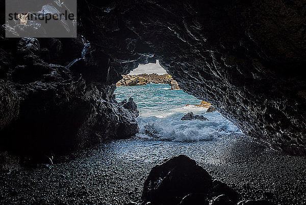 Meereshöhle  Waianapanapa State Park  Maui  Hawaii