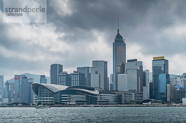Gebäude am Victoria Harbour  Hongkong  China