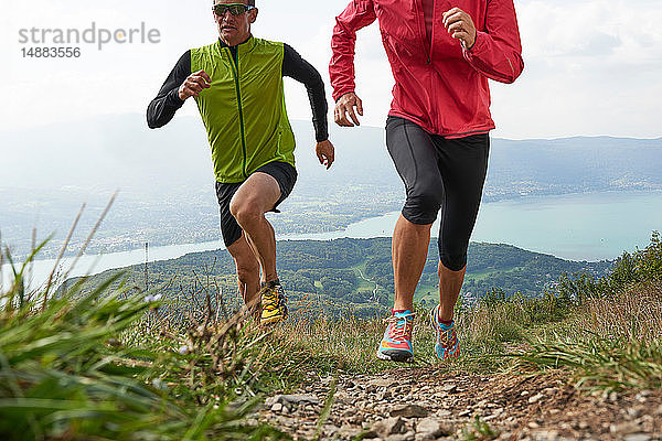Jogger in Annecy  Rhône-Alpes  Frankreich
