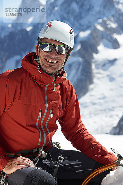 Porträt eines Bergsteigers  Chamonix  Rhône-Alpen  Frankreich