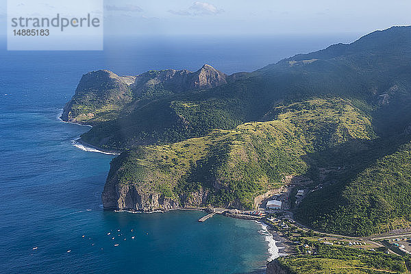 Britisches Überseeterritorium  Montserrat  Luftaufnahme der Insel