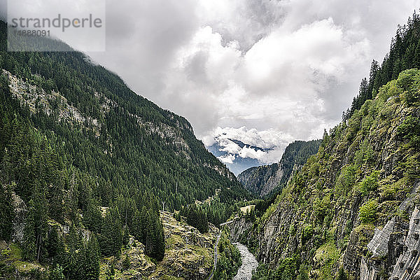 Schweiz  Wallis  Berglandschaft