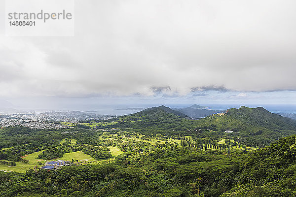 USA  Hawaii  Oahu  Kane'ohe  Blick vom Nu'uanu Pali Lookout