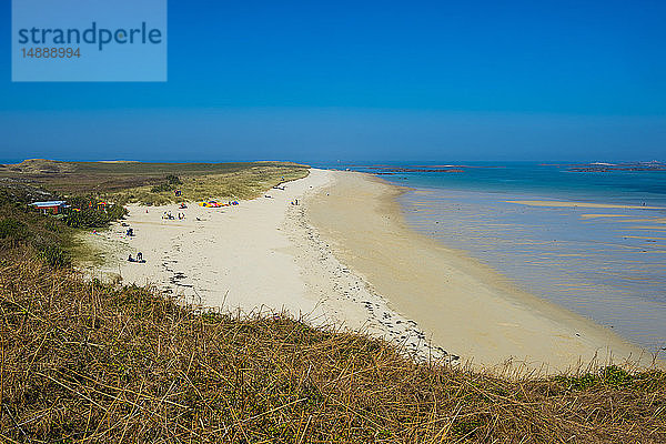 Vereinigtes Königreich  Kanalinseln  Herm  überblicken Shell Beach