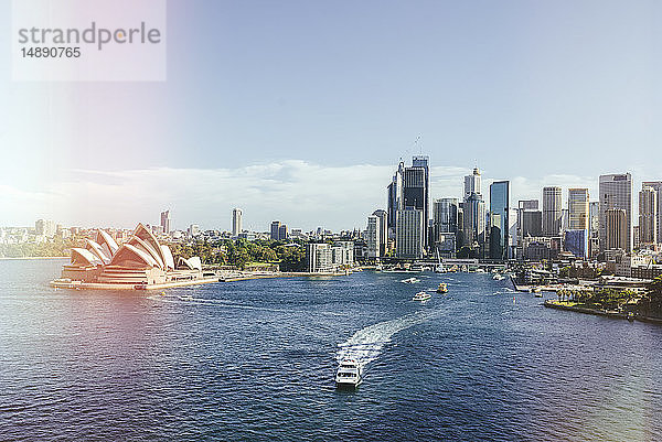 Australien  New South Wales  Sydney  Hafenlandschaft von Sydney mit dem Opernhaus