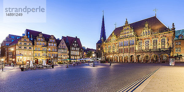 Deutschland  Freie Hansestadt Bremen  Marktplatz  Kaufmannshäuser  Rathaus  Bremer Roland  UNESCO-Weltkulturerbe