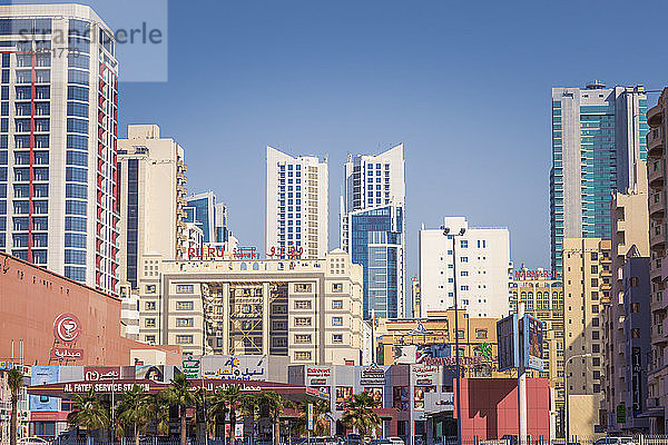 Stadtsilhouette in Manama  Bahrain