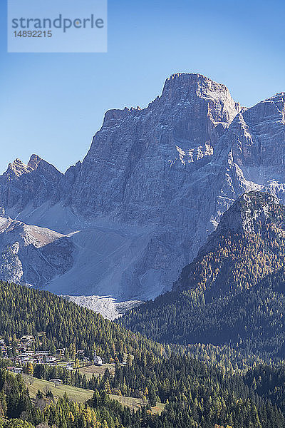 Berg in den Dolomiten  Südtirol  Italien