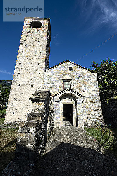 Italien  Lombardei  Oltrepo Pavese  Someglio  Kirche San Gervasio e Protasio