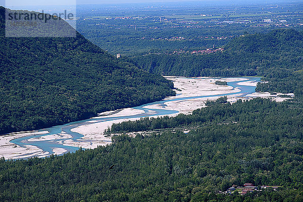 Italien  Friaul  Fluss Tagliamento