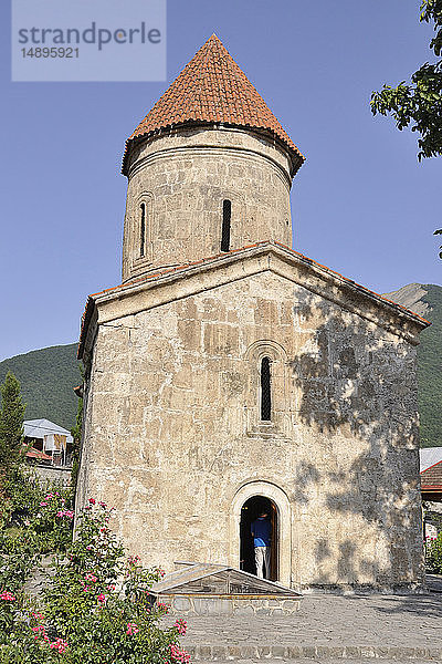 Aserbaidschan  Kish  Kirche vor Ort