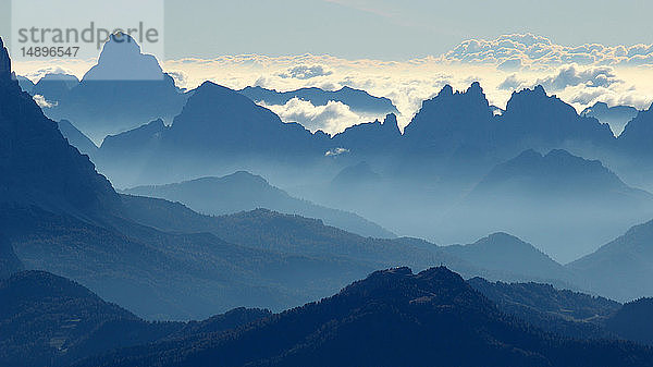 Italien  Ostalpen  Trentino Südtirol  Dolomiten