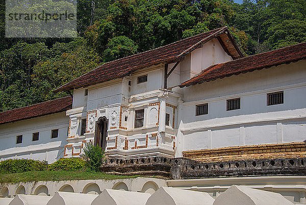 Asien  Sri Lanka  Kandy  Sri Dalada Maligawa  der Tempel der heiligen Zahnreliquie