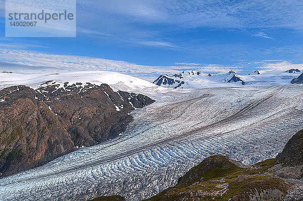 Harding Icefield Trail mit Exit Glacier im Hintergrund  Kenai Fjords National Park  Kenai Peninsula  Süd-Zentral-Alaska; Alaska  Vereinigte Staaten von Amerika