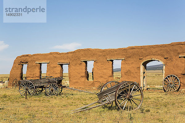 Ruinen des Transportation Corral  Fort Union National Monument; New Mexico  Vereinigte Staaten von Amerika