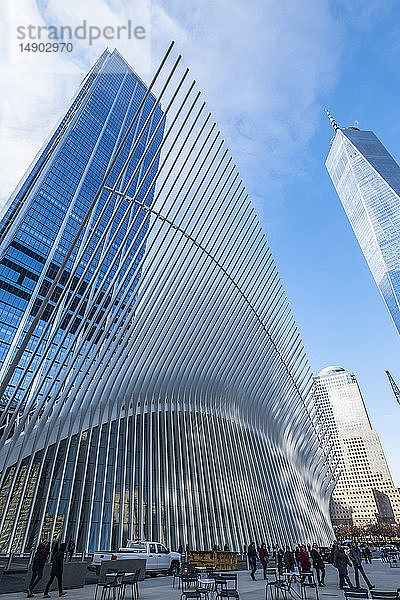Der Oculus im World Trade Center Transportation Hub  von Santiago Calatrava; New York City  New York  Vereinigte Staaten von Amerika