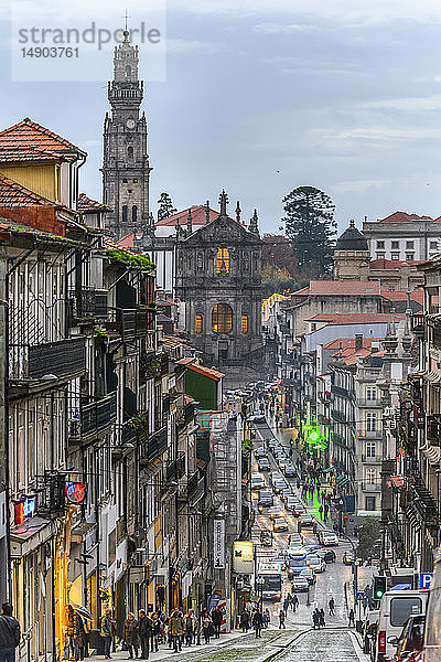 Stadtleben in Porto  der zweitgrößten Stadt Portugals; Porto  Portugal