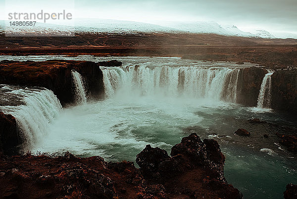 Godafoss-Wasserfall  Akureyri  Eyjafjardarsysla  Island