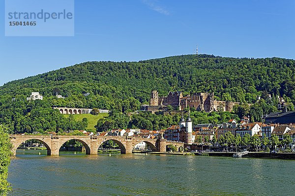 Alte Brücke  Heidelberg  Baden Württemberg  Deutschland  Europa