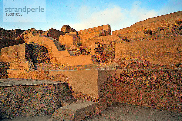 Huaca San Miguel  Parque de las Leyendas  Lima  Peru  2015. Schöpfer: Luis Rosendo.