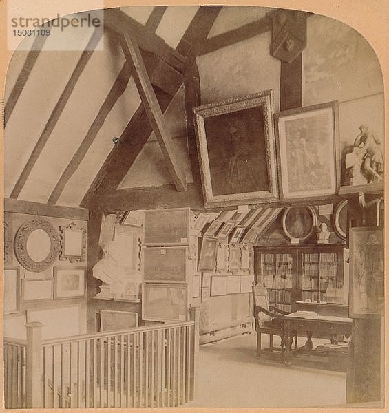 Die Bibliothek in Shakespeares Haus  Stratford-on-Avon  England   1900. Schöpfer: Underwood & Underwood.