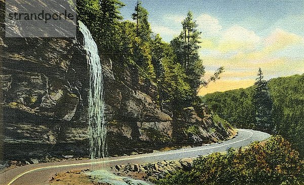 Bridal Veil Falls  Western North Carolina   1942. Schöpfer: Unbekannt.