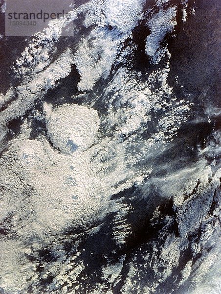 Die Erde aus dem Weltraum - Wolken über Mexiko und Guatemala  zweiter Space-Shuttle-Flug  1981. Schöpfer: NASA.