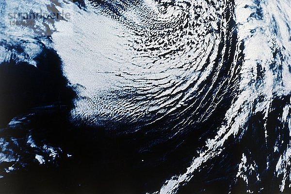 Erde aus dem Weltraum - Wirbelsturm  1980er Jahre. Schöpfer: NASA.