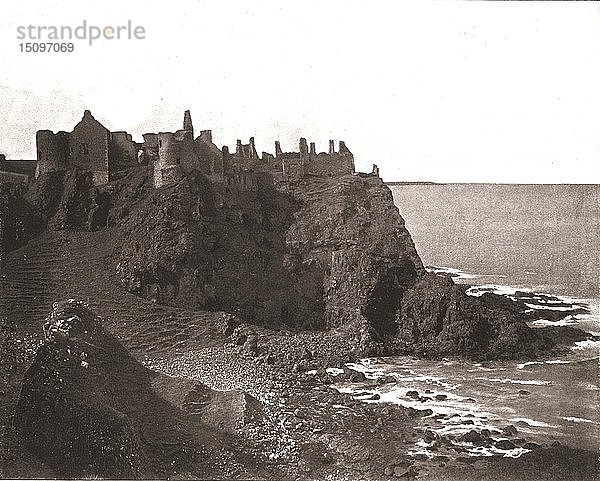 Dunluce Castle  Grafschaft Antrim  Nordirland  1894. Schöpfer: Unbekannt.
