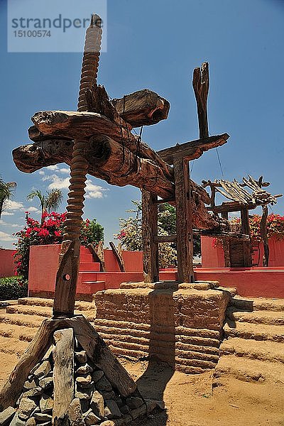 Tacama  Ica  Peru  2015. Schöpfer: Luis Rosendo.