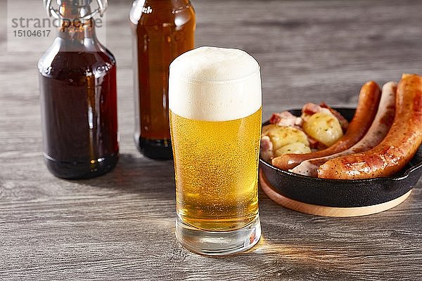 Bier und deutsches Essen