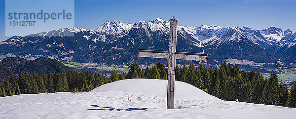 Deutschland  Bayern  Allgäu  Allgäuer Alpen  Panoramablick vom Gaisberg bis Illertal