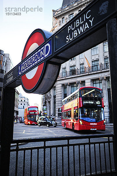 UK  London  U-Bahn-Station Schild