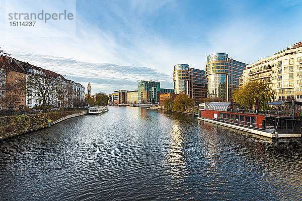 Deutschland  Berlin  Blick auf die Spree