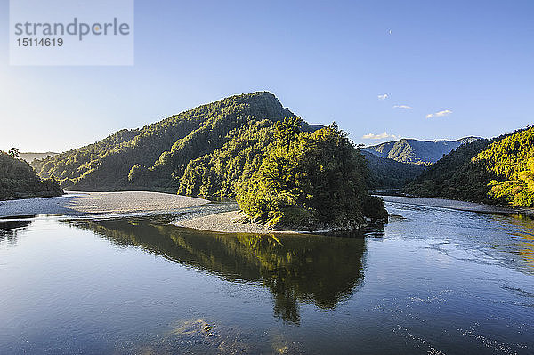 Wunderschöner Buller River in der Buller-Schlucht  entlang der Straße von Westport nach Reefton  Südinsel  Neuseeland
