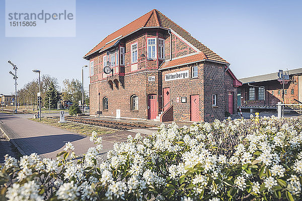 Historisches Bahnhofsgebäude  Wittenberge  Brandenburg  Deutschland