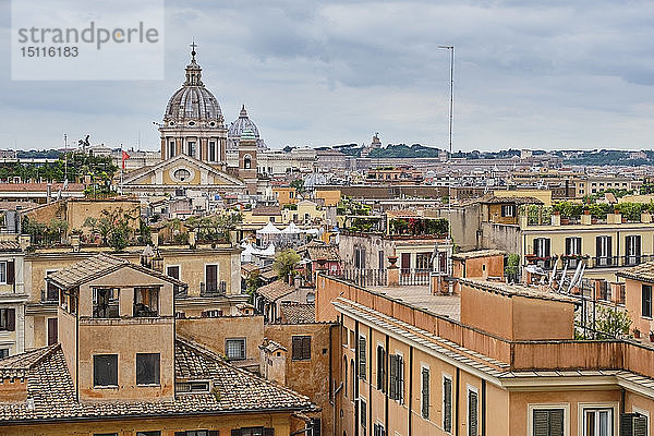 Blick von der Spanischen Treppe  Rom  Italien
