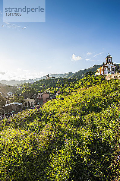 Kirchen auf dem Dach des Unesco-Weltkulturerbes Ouro Preto  Minas Gerais  Brasilien