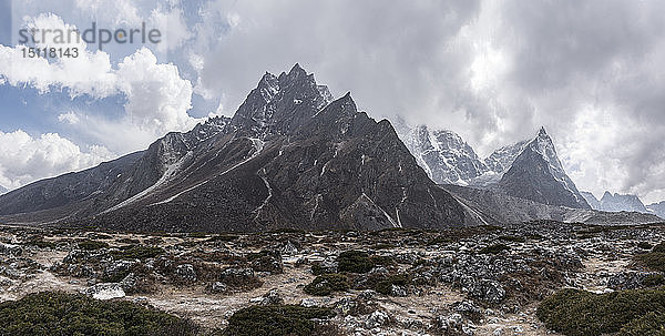 Nepal  Solo Khumbu  Everest  Dhugla