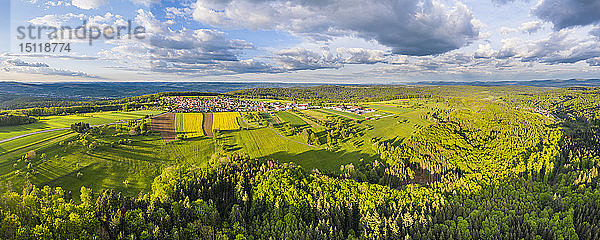 Luftaufnahme über Schwäbisch-Fränkischen Wald  Deutschland