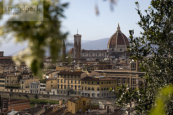 Blick auf die Kathedrale von Florenz  Florenz  Italien