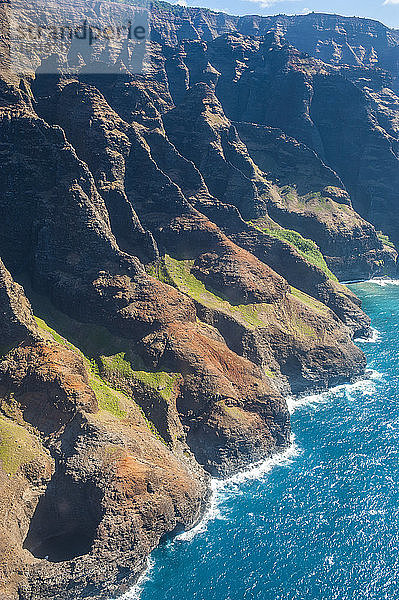 Hawaii  Kauai  Luftaufnahme der Küste von Na Pali  Na Pali Coast State Wilderness Park
