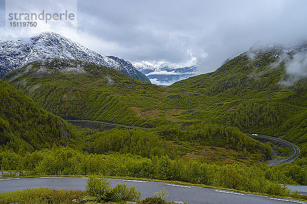 Berge und Bergstraße  Norwegen