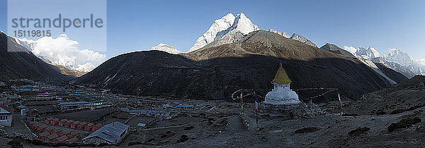 Nepal  Solo Khumbu  Everest  Stupa von Dingboche